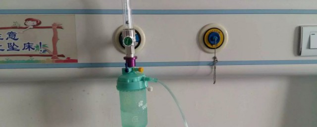 氧气湿化瓶里一般都加的水是什么(氧气瓶湿化瓶放什么水)