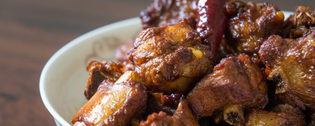 烧红烧排骨做法步骤(红烧排骨的做法步骤)