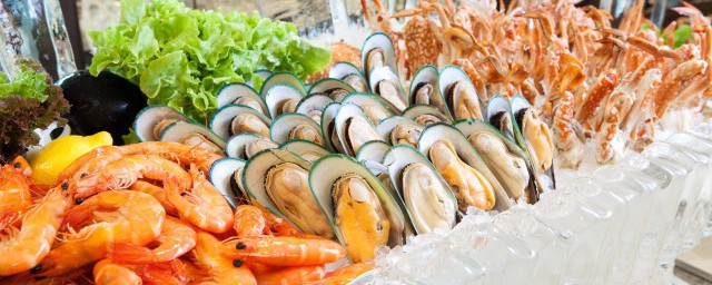 打完新冠疫苗注意事项可不可以吃海鲜(打完疫苗注意事项新冠可以吃海鲜吗)