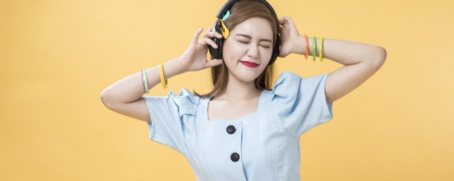 安吉东北吃货进行曲歌词是什么(吃货歌歌词)