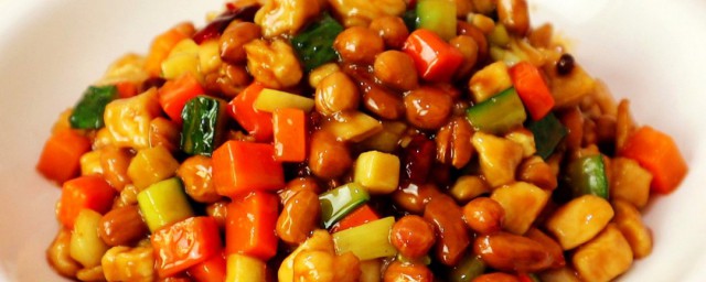 宫保鸡丁的宫保指的是什么(宫保鸡丁的宫保指的是什么样的)