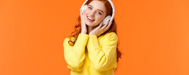 当我想起你的微笑歌曲介绍(想起你的微笑歌词)