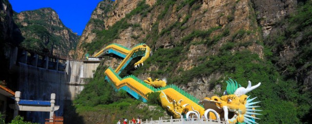 龙庆峡风景区介绍(龙庆峡风景区介绍龙庆峡怎么坐车)