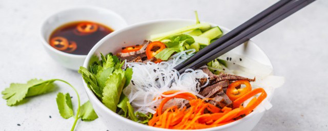 如何做蒸米粉(蒸米粉怎样做好吃窍门)