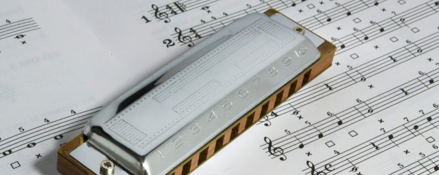 歌词有心中的枷锁的歌曲叫什么(有一首歌的歌词有什么枷锁)