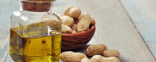 炸花生米的做法步骤(油炸花生米的制作方法)