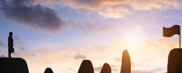 关于名人成长的挫折励志故事(名人挫折成功的故事)