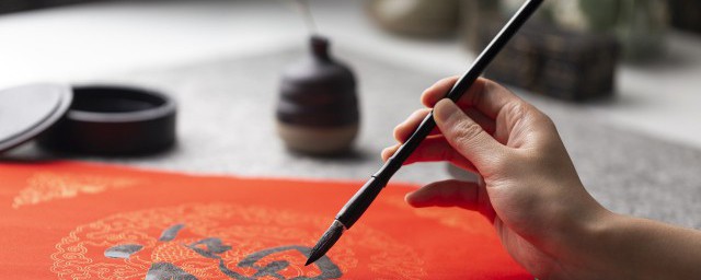 形容笑容很治愈的文案有哪些(用笑治愈的文案)