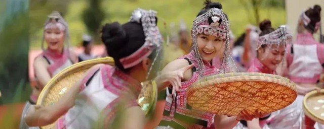 民俗文化的特点(民俗文化的特点和功能)