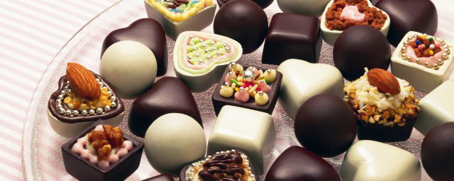 白巧克力融化不了的原因(白巧克力溶解不了)