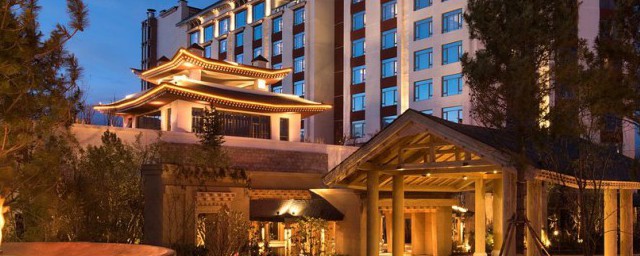 香格里拉酒店简介介绍(香格里拉酒店地理位置)