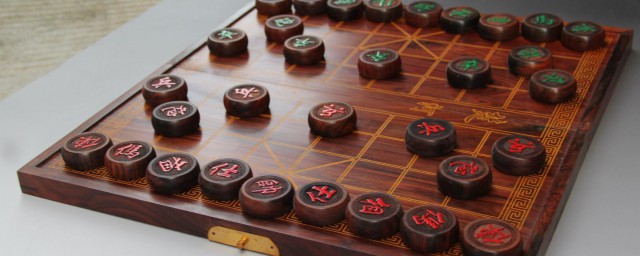 盘点象棋的走法(象棋中各种棋的走法)