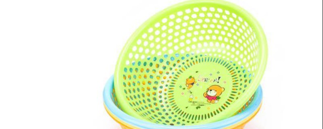 如何清洗菜篮子(菜篮子脏了用什么清洗好)