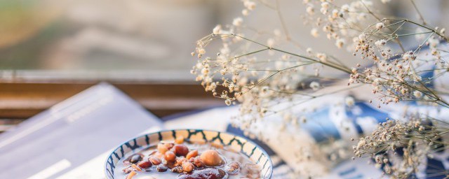 黑糯米粥怎么做(糯米黑米粥的做法)