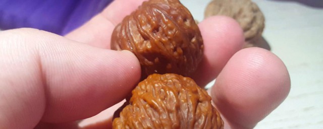 核桃如何清洗(核桃如何清洗表皮)