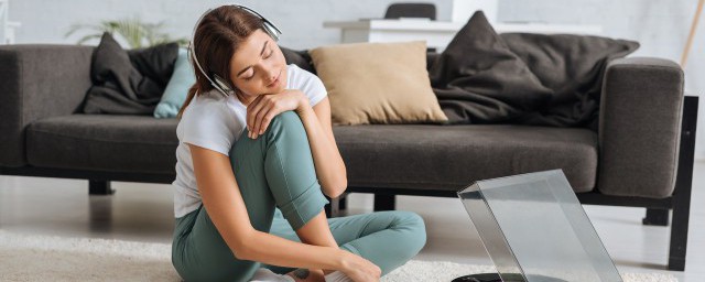 海绵宝宝简介(海绵宝宝简介中文)