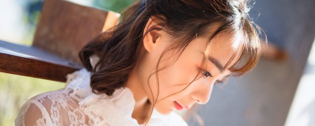 齐刘海如何变成八字刘海(齐刘海改成八字刘海)