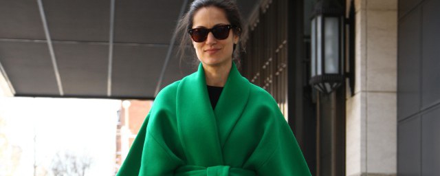 清洗大衣的方法(大衣怎么快速清洗)