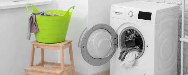 洗衣机太脏了如何清洗更干净(洗衣机太脏用什么清洗的办法)