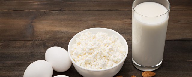 如何用锅蒸米饭(怎么用蒸锅做米饭)