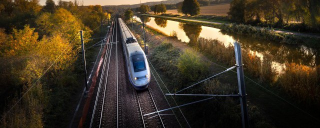 一般高铁提前几分钟停止检票(高铁票是提前几分钟停止检票)