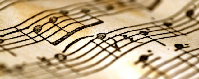 不再用情的原唱到底是谁呢(不该用情原唱是谁唱的)