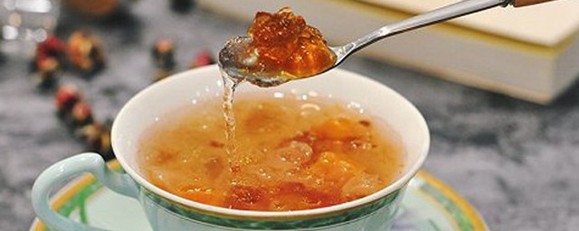 吃桃胶皂角米雪燕的禁忌有哪些(桃胶皂角米雪燕有什么禁忌)