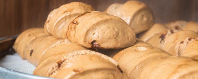 蒸馒头要放小苏打的原因(蒸馒头时要放小苏打吗)