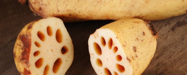 墨鱼莲藕汤的制作方法(墨鱼莲藕骨头汤做法)