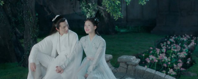 天雷一部之春花秋月简介(《天雷一部之春花秋月》)