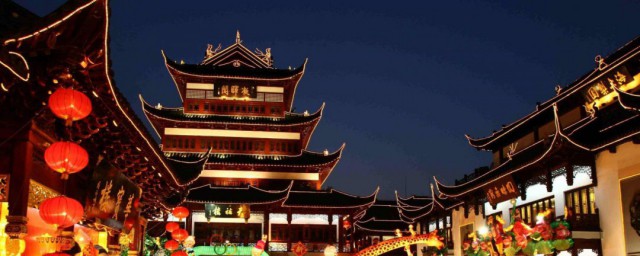 上海10大最值得一去的小吃美食街(上海有什么好吃的小吃街)