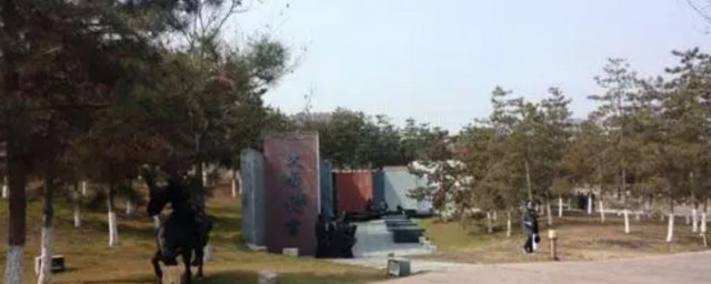 遂并辔而归共论诗道的意思(遂并辔而归的而翻译)