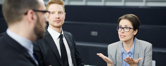 公司年检申报需要提交哪些资料(办理公司年检需要什么资料)