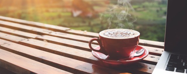 咖啡要打奶泡的原因(咖啡打奶泡是什么意思)