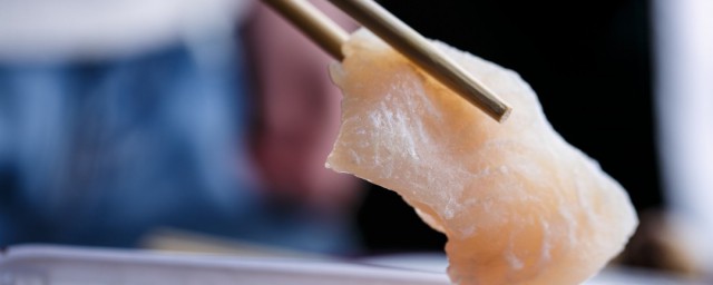 杀龙利鱼方法(龙利鱼最简单的杀扒皮)