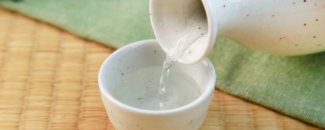 白酒开了没喝完能保存多久(白酒开了没喝完能保存了三年)