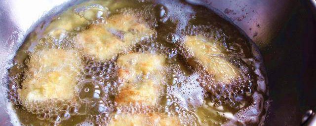 炸东西油起沫怎么处理(炸东西油起泡沫怎么办)