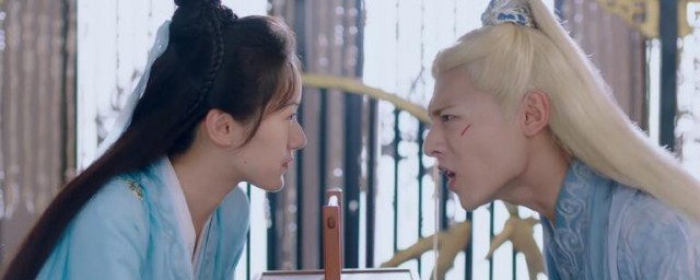 琉璃电视剧腾蛇结局是怎样的(琉璃里面腾蛇是谁演的)