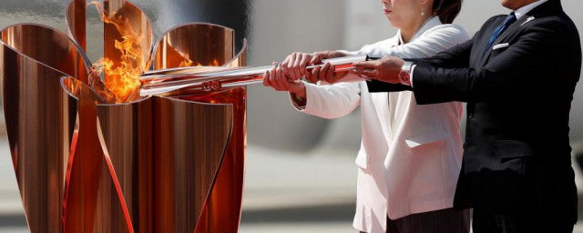 关于奥运圣火的材料(奥运圣火怎么取得的)