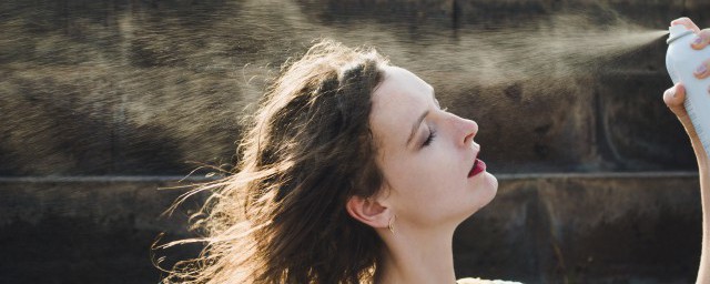 秋冬不同肤质如何护肤(秋冬季应该如何护肤)