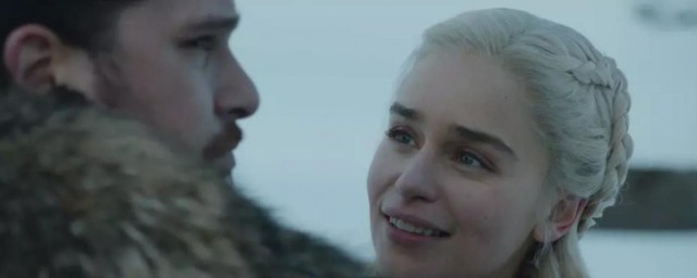 龙妈屠城的原因(龙妈为了谁屠城)