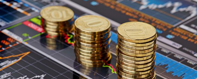 硬币能漂浮在水面上的原因(硬币为什么在水中能漂起来)