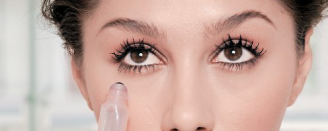 睡眠不足引起黑眼圈吗(睡眠不足为什么有黑眼圈)