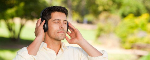 天边歌曲简介(天边歌曲欣赏)