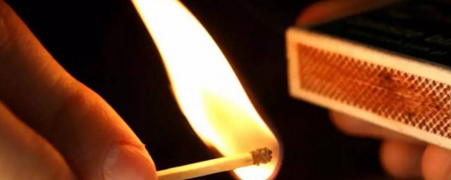 火柴为什么可以点火(火柴为什么可以点火这篇文章告诉我们什么道理)