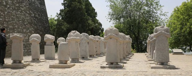 关于武则天无字碑为什么没有字(武则天碑文上为什么没有字)