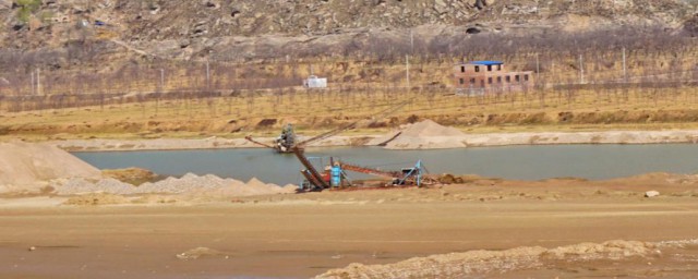 禁止黄河挖沙原因(黄河的沙为什么不能挖)