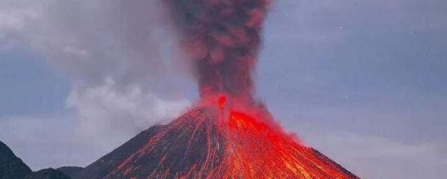 火山喷发的避难方法和注意事项是什么(关于火山喷发避难方法和注意事项)