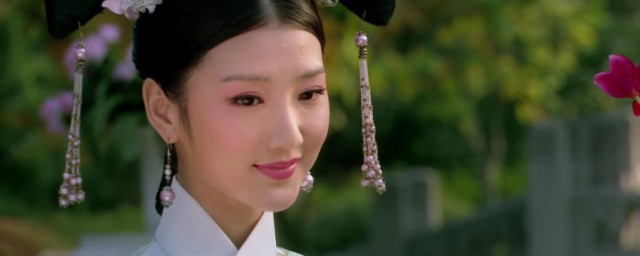 甄嬛传毛晓彤演的角色介绍(甄嬛传里毛晓彤扮演的角色)