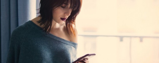 手机qq音乐的桌面歌词锁定了以后怎么解锁(手机上qq音乐歌词锁定了怎么解锁)